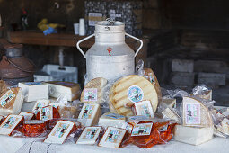 market stall for local cheese, delicatessen, livestock fair in San Antonio del Monte, Garafia region, UNESCO Biosphere Reserve, La Palma, Canary Islands, Spain, Europe