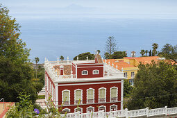 view across Casa Roja to Atlantic ocean, red house, folk museum, Villa de Mazo, UNESCO Biosphere Reserve, La Palma, Canary Islands, Spain, Europe