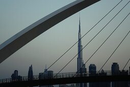 Tolerance Bridge, Burj Khalifa, Dubai, VAE, Vereinigte Arabische Emirate