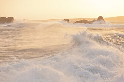 Sturm am Cap de la Hague bei Sonnenaufgang, Goury, Auderville, Cotentin Halbinsel, Normandie, Frankreich