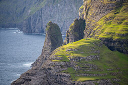 Rock formation at Leitisvatn, also called Sørvágsvatn, Vágar, Faroe Islands