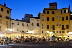 Pizza del Mercato, Lucca, Toskana, Italien