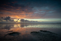 Sonnenuntergang am Wattenmeer, Sankt Peter-Ording, Schleswig-Holstein, Deutschland, Europa