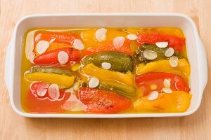 Peperoni all'olio (peppers in oil, Italy)