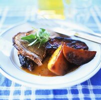 Rinderbraten mit Äpfeln