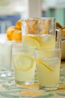 Selbstgemachte Zitronenlimonade