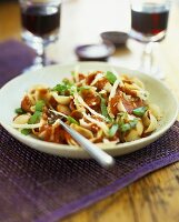 Conchiglie al pomodoro (pasta with tomato sauce and parmesan)