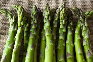 Green asparagus