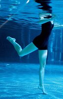 Wassergymnastik : auf der Stelle laufen, Aqua-Jogging