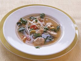 Asiatische Hühnersuppe 