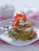 Kartoffel-Zucchini-Rösti mit Quark 