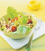 Italienischer Bohnensalat mit Tomaten und Radischen