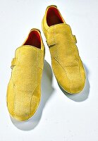 Gelbe Sneakers 