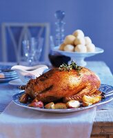 Roast goose with apples