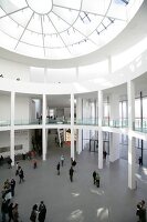 Pinakothek der Moderne in München Muenchen Merian