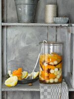 Melonen-Aprikosen-Kompott mit Zimt und Sternanis