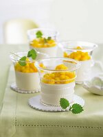 Coconut panna cotta with mango