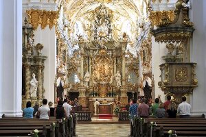 Regensburg: Alte Kapelle, Rokoko Stil