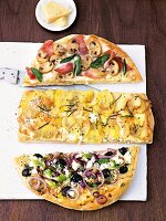 Drei verschiedene Pizzasorten 3 Stücke