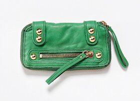Mini-Tasche in Grasgrün mit goldenen Details, Reißverschluss