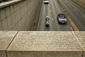 Paris: Eingang zum Tunnel in dem Lady Diana starb