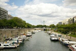 Paris: Kleiner Hafen, Kanal