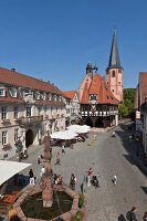Deutschland, Hessen, Odenwald, Michelstadt, Rathaus, Marktplatz
