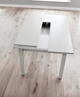 Esszimmertisch aus Holz, weiß lackiert, verkleinern, Step 6