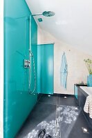 Badezimmer, Mini-Spa, Detail, Dusche, wandlos, Bodenrinne, türkis