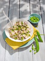 Chicken salad with peas