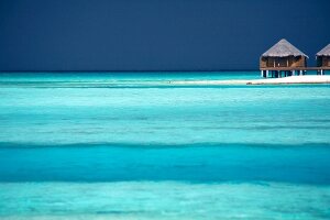 View of Veliganduhuraa island and bungalow on sea, Maldives