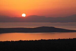 Türkei, Türkische Ägäis, Ayvalik, beim Seytan Sofrasi, Sonnenuntergang