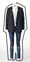 Blazer, Schluppenbluse, Jeans 