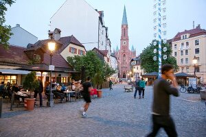 Deutschland, München, Wiener Platz, Dämmerung