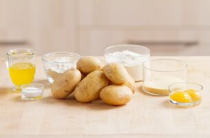 Ingredients for potato gnocchi