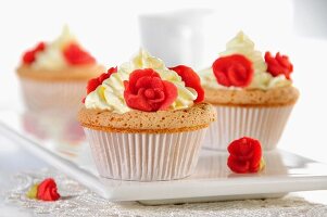 Cupcakes decorated with marzipan roses