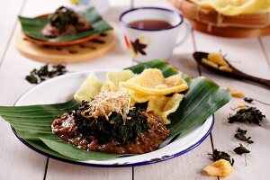 Semanggi (traditional Indonesian dish)