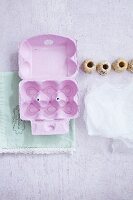 Eierkarton als Verpackungsidee für Mini-Gugelhupfe