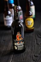 Eine Flasche Kröger?s Dark Stag Imperial Stout (Craft Beer aus der Handwerksbrauerei)