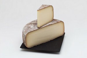 Abbaye de Belloc cheese from the Pyrenees