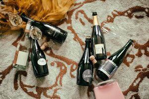 Cremant and sparkling wine on a rug
