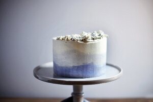 Earl Grey cake on a cake stand