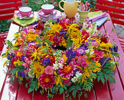 Dahlia, Zinnia, Aconitum (Iron Hat)