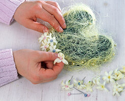 Heart pierced with hyacinth blossoms (4/5)