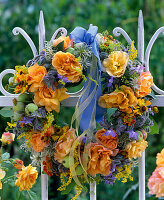 Wreath with orange roses and borage (3/3)
