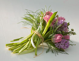 Bouquet with tulips, hyacinths and ranunculus 3/5