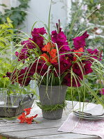 Gladioli and golden fillet grass bouquet