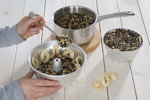 Birdseedring cake in ring cake