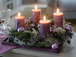 Natural Advent wreath with black dates and reindeer lichen (5/5)