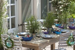 Maritime grass table decoration